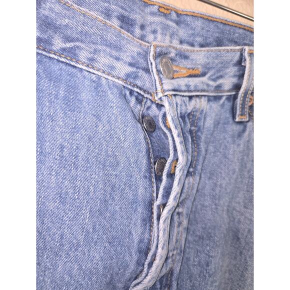 Vintage Levi's 501 Button Fly Straight Leg, Medium Wash Denim Jeans, Size 38x32 - Picture 4 of 8